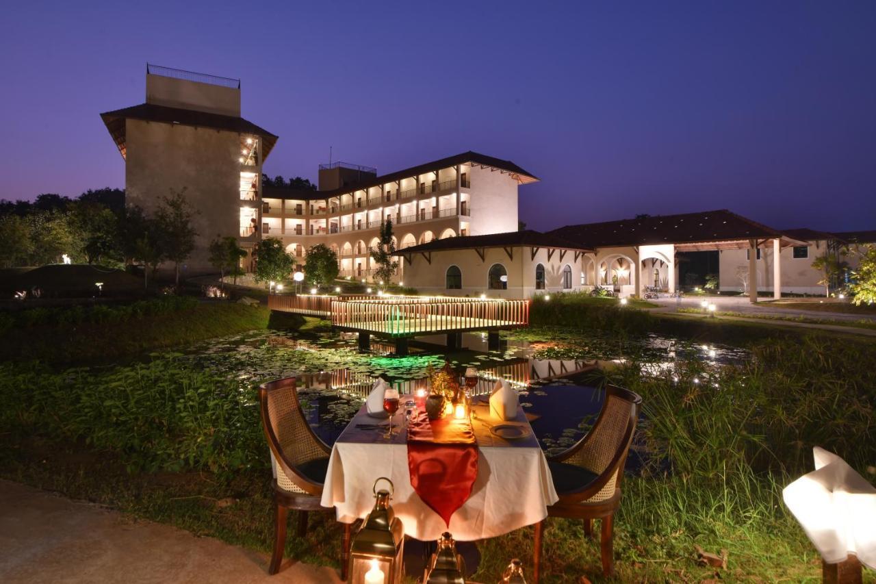Bhanu The Fern Forest Resort & Spa, Jambughoda المظهر الخارجي الصورة
