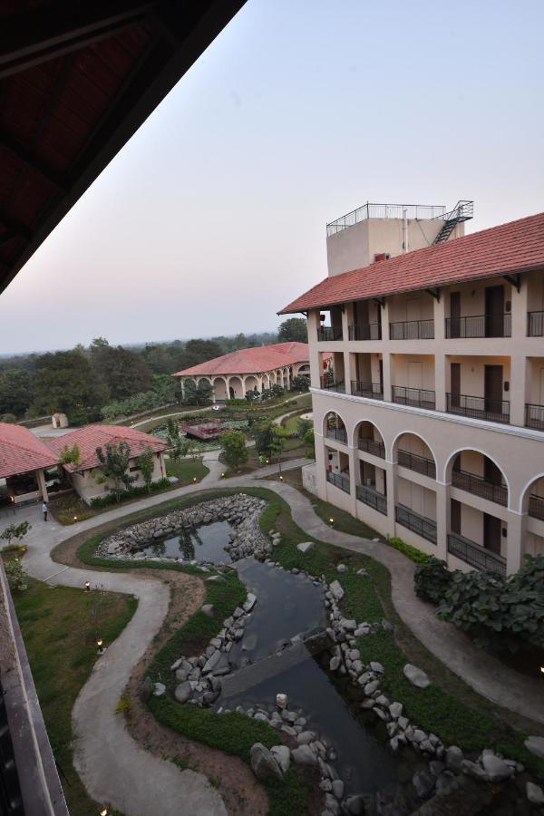 Bhanu The Fern Forest Resort & Spa, Jambughoda المظهر الخارجي الصورة