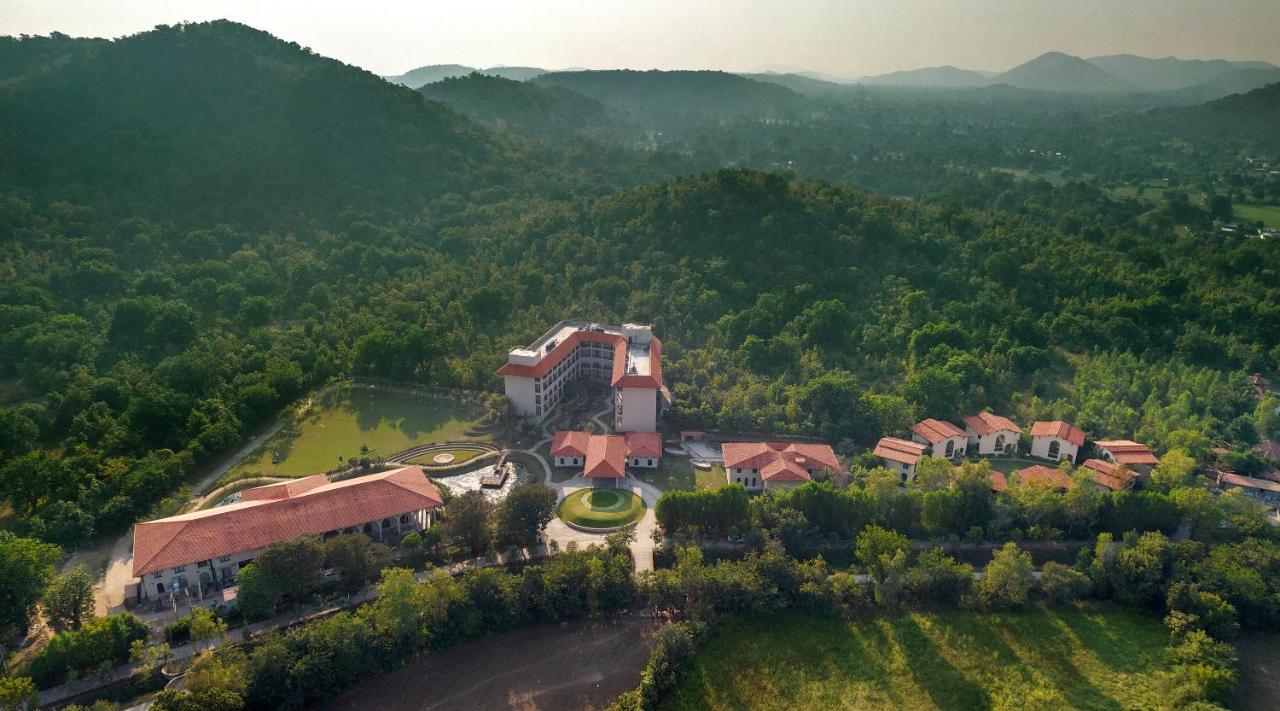 Bhanu The Fern Forest Resort & Spa, Jambughoda المظهر الخارجي الصورة